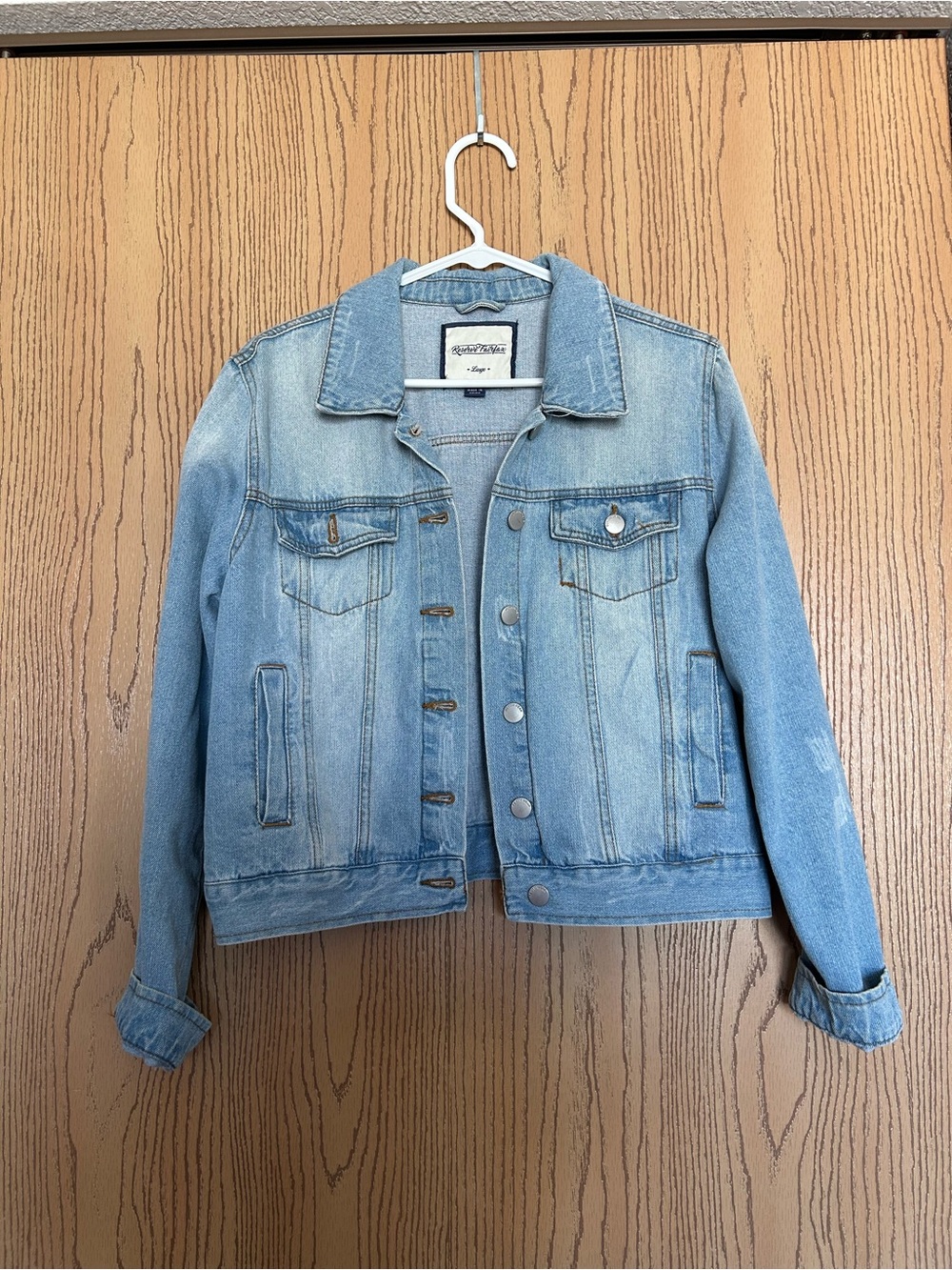 Light Wash Denim Jacket - Casual Classic